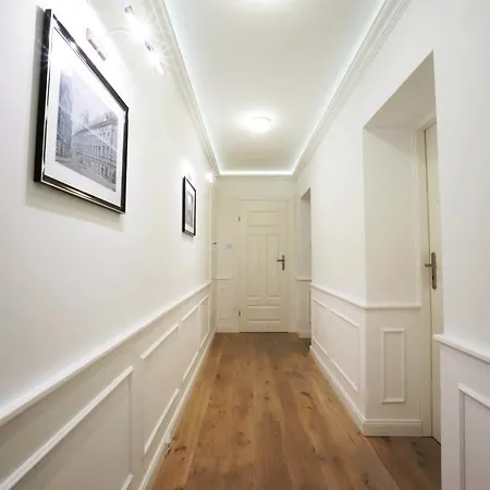 Cozy City Center Apartment Wroclaw
